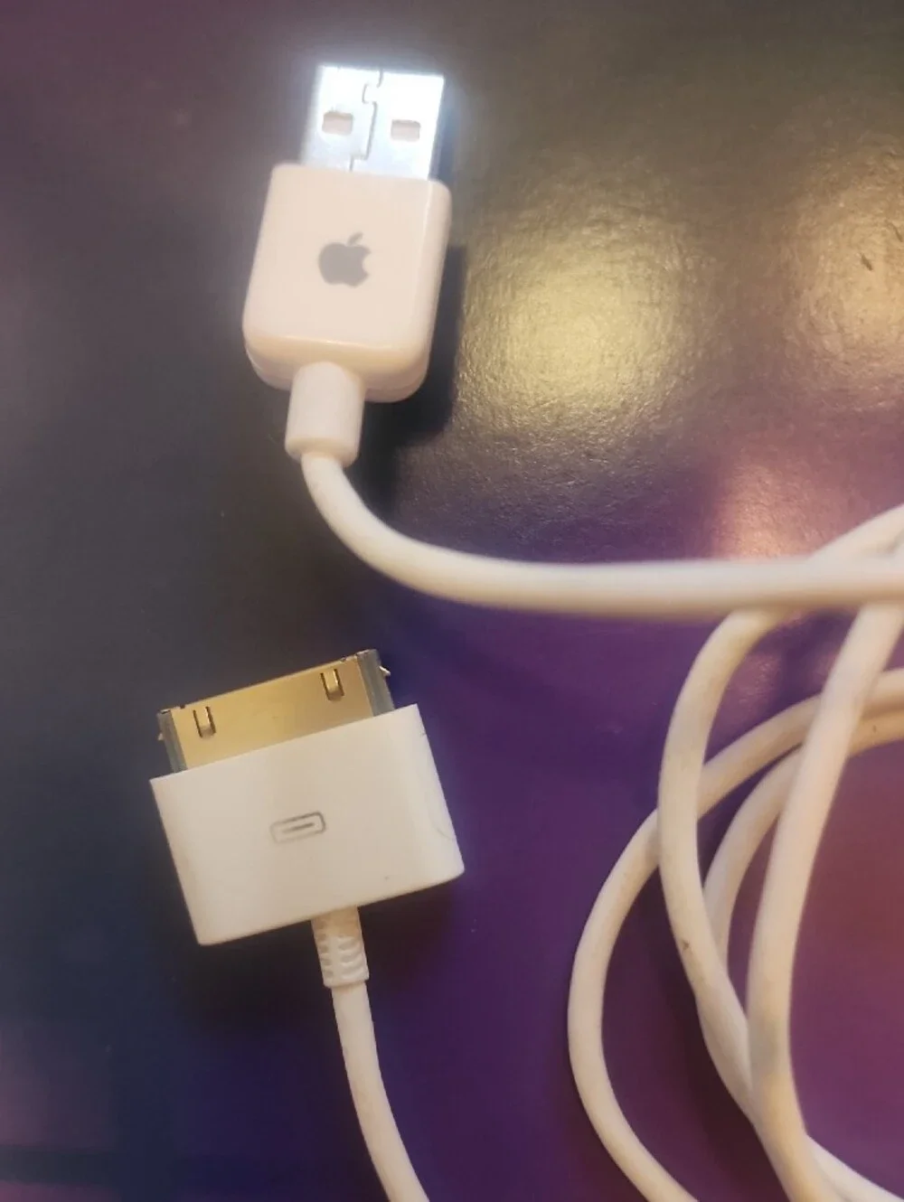Apple White 30-Pin to USB Cable